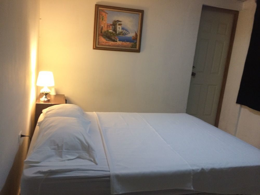 El Callejon Guest House Leon Bagian luar foto